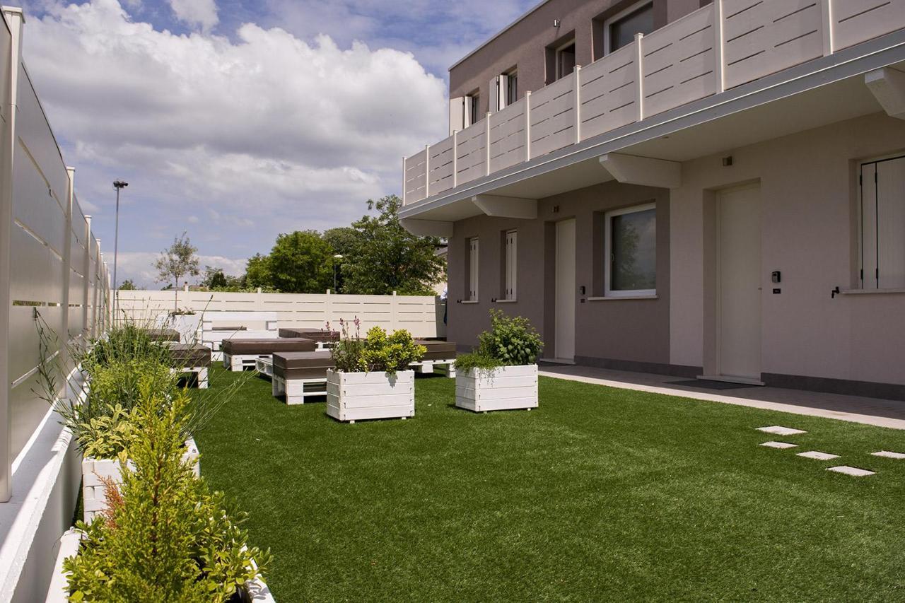 Home Suites Home Salionze Exteriör bild